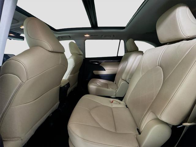 used 2023 Toyota Highlander Hybrid car, priced at $51,592