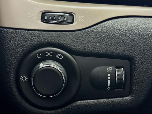 used 2014 Jeep Cherokee car, priced at $11,770