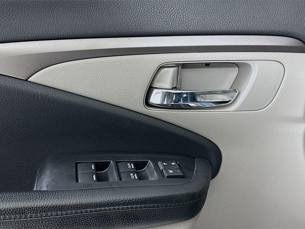 used 2018 Honda Pilot car