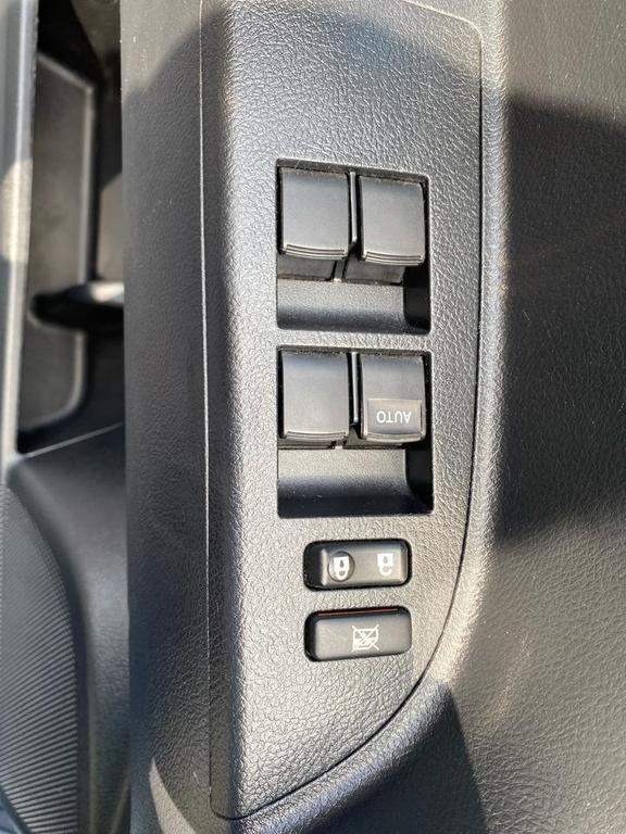 used 2013 Toyota Highlander car, priced at $14,995
