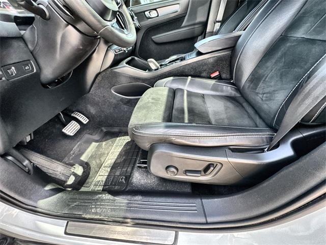 used 2019 Volvo XC40 car, priced at $21,785