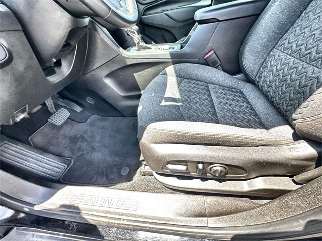 used 2022 Chevrolet Equinox car, priced at $17,455