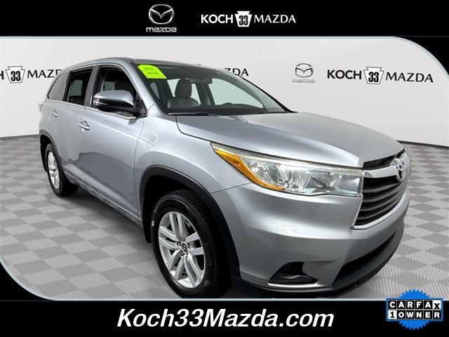 used 2016 Toyota Highlander car, priced at $13,699