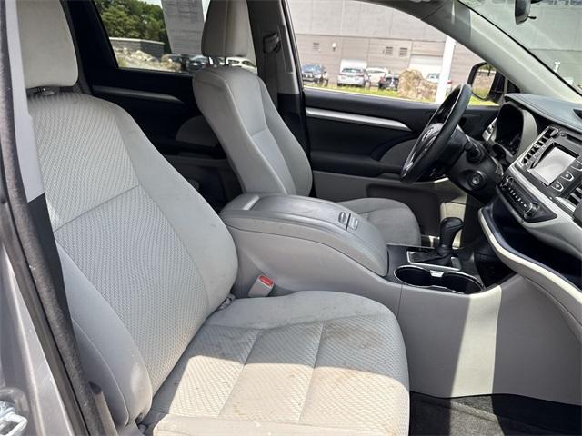 used 2016 Toyota Highlander car, priced at $15,532