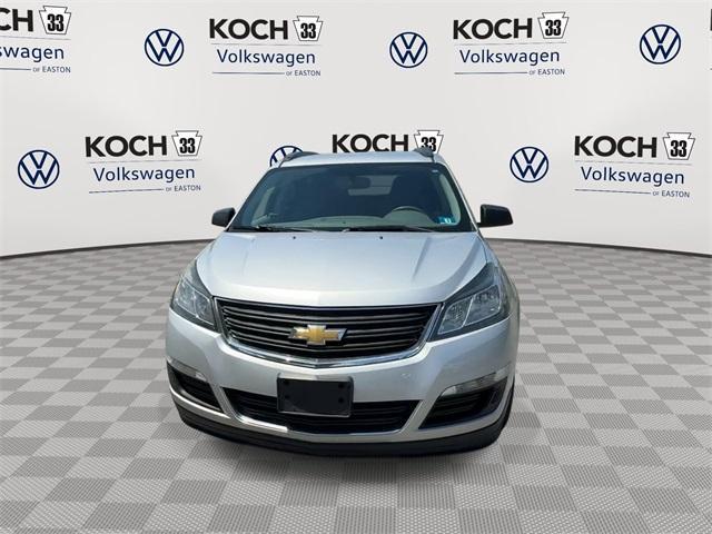 used 2016 Chevrolet Traverse car, priced at $9,695