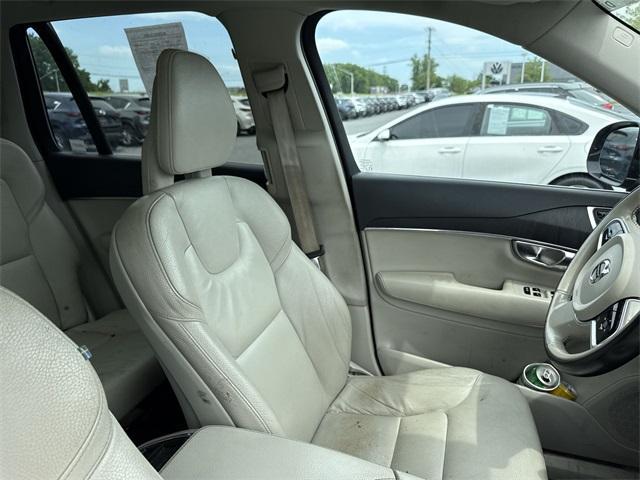 used 2020 Volvo XC90 car, priced at $26,344