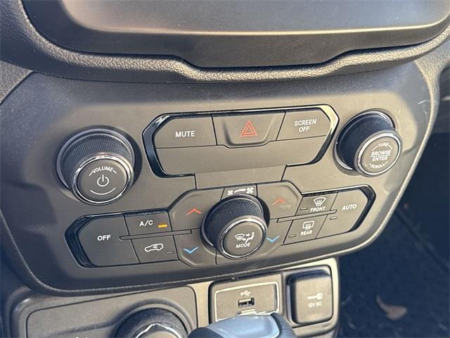 used 2020 Jeep Renegade car, priced at $18,362