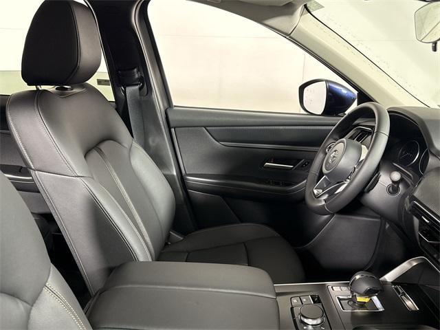 new 2025 Mazda CX-90 car, priced at $39,800