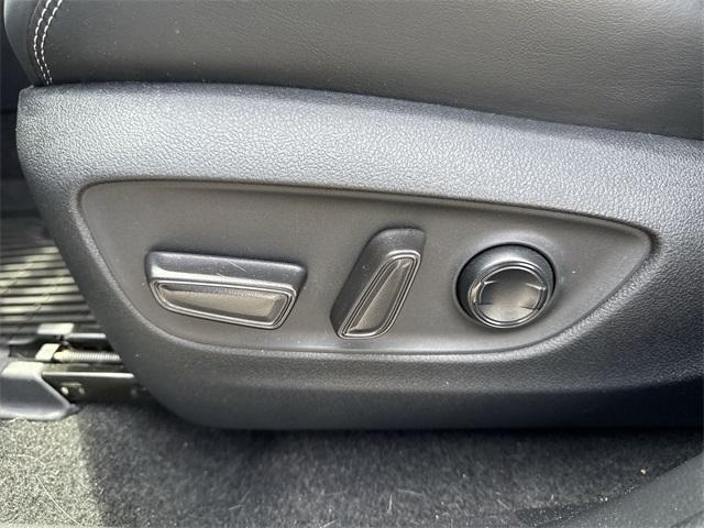 used 2020 Toyota RAV4 car, priced at $31,234