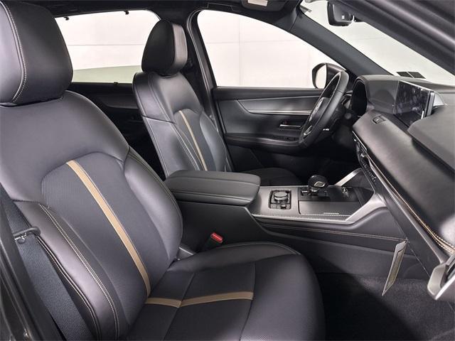 new 2025 Mazda CX-90 car, priced at $55,525