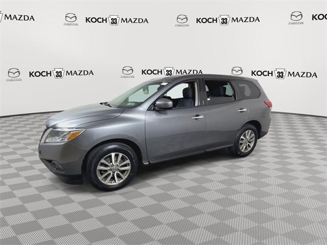 used 2015 Nissan Pathfinder car, priced at $9,469