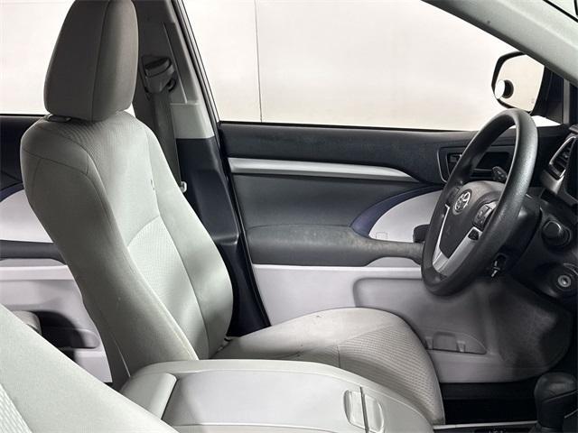 used 2019 Toyota Highlander car, priced at $21,173
