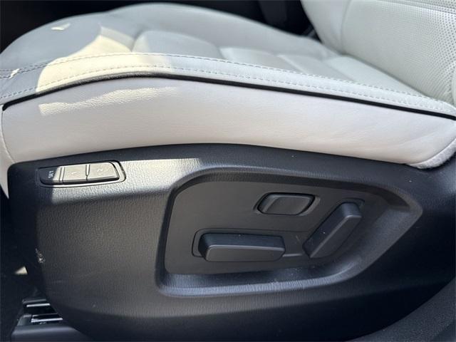 used 2025 Mazda CX-5 car, priced at $35,757