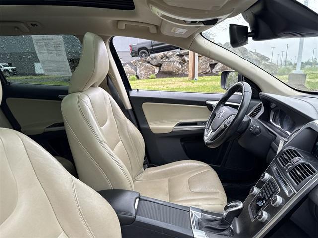 used 2016 Volvo XC60 car, priced at $9,713