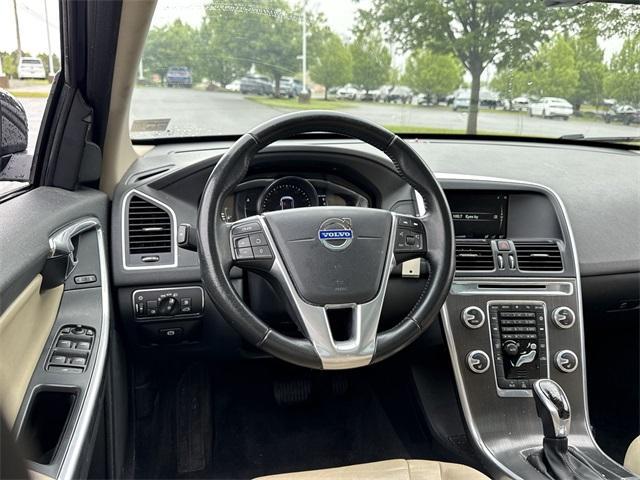 used 2016 Volvo XC60 car, priced at $9,713
