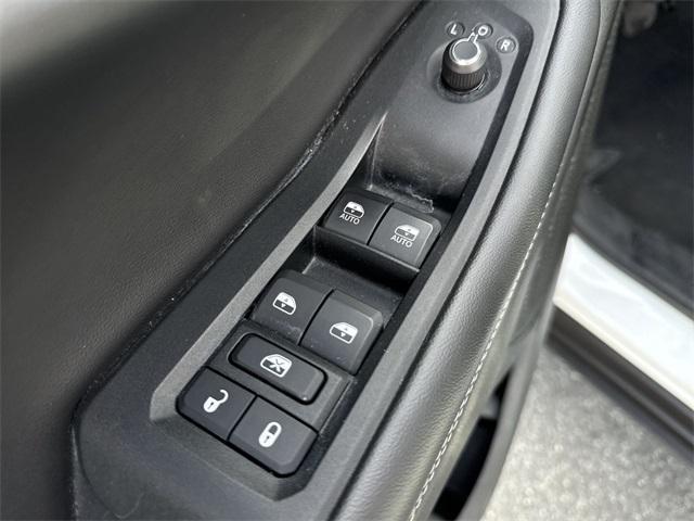 used 2024 Jeep Grand Cherokee car, priced at $32,325