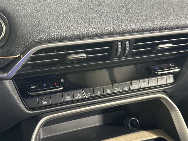 new 2025 Mazda CX-90 car, priced at $43,495
