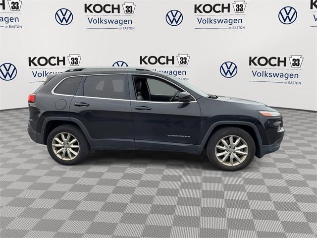 used 2016 Jeep Cherokee car, priced at $11,445