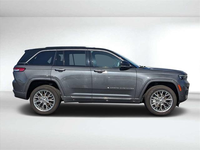 used 2022 Jeep Grand Cherokee car, priced at $47,000