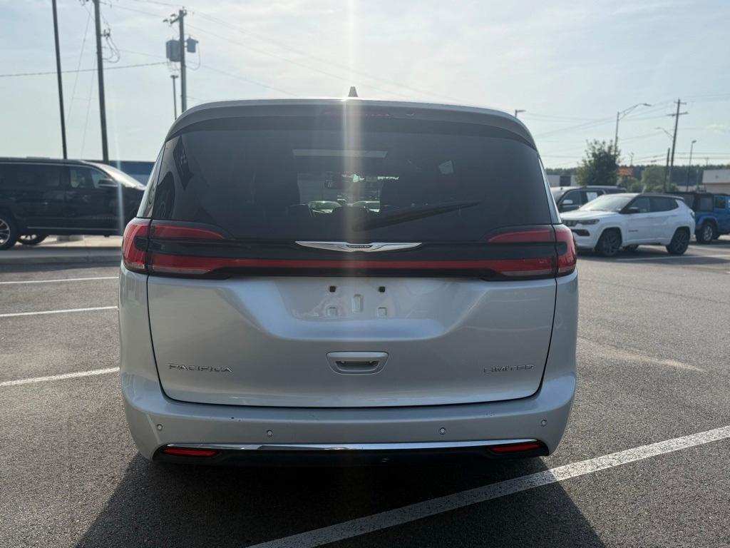 used 2023 Chrysler Pacifica car, priced at $26,909