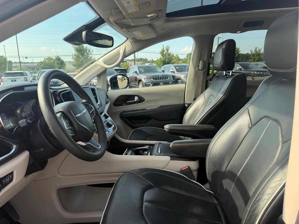 used 2023 Chrysler Pacifica car, priced at $26,909