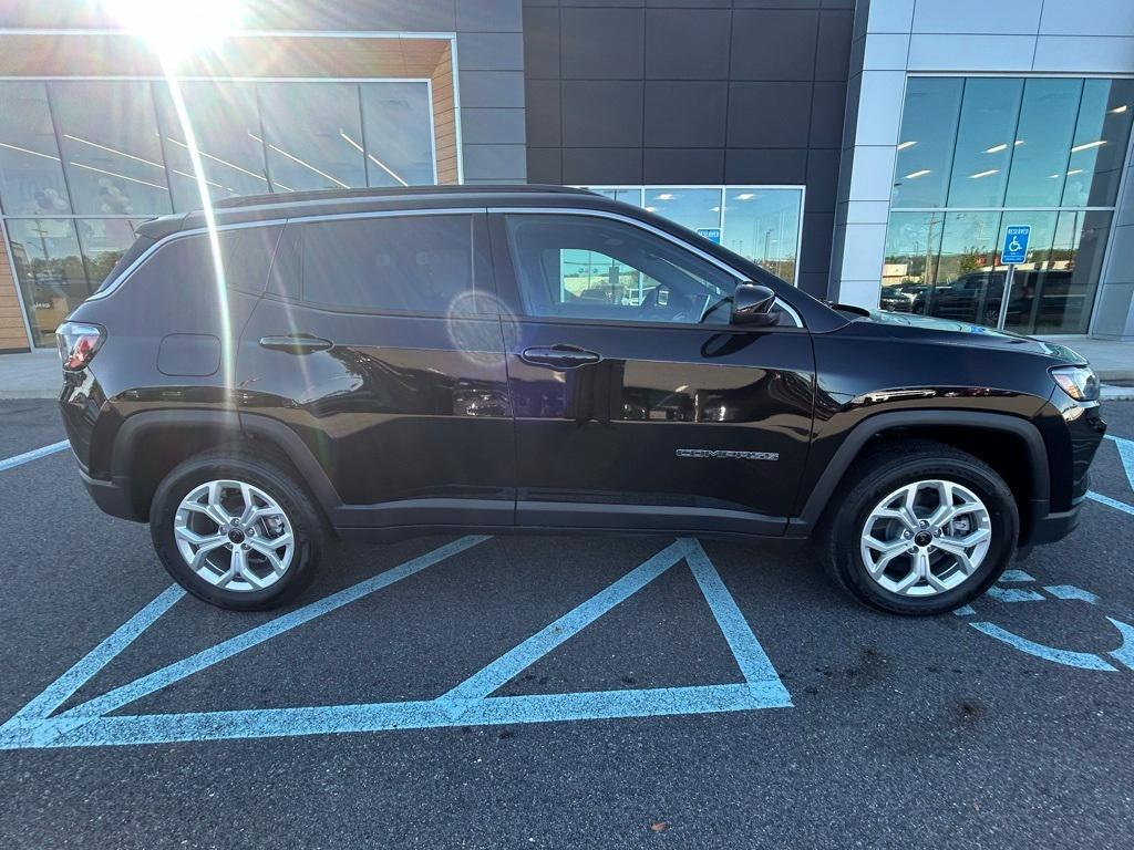 new 2025 Jeep Compass car, priced at $31,762