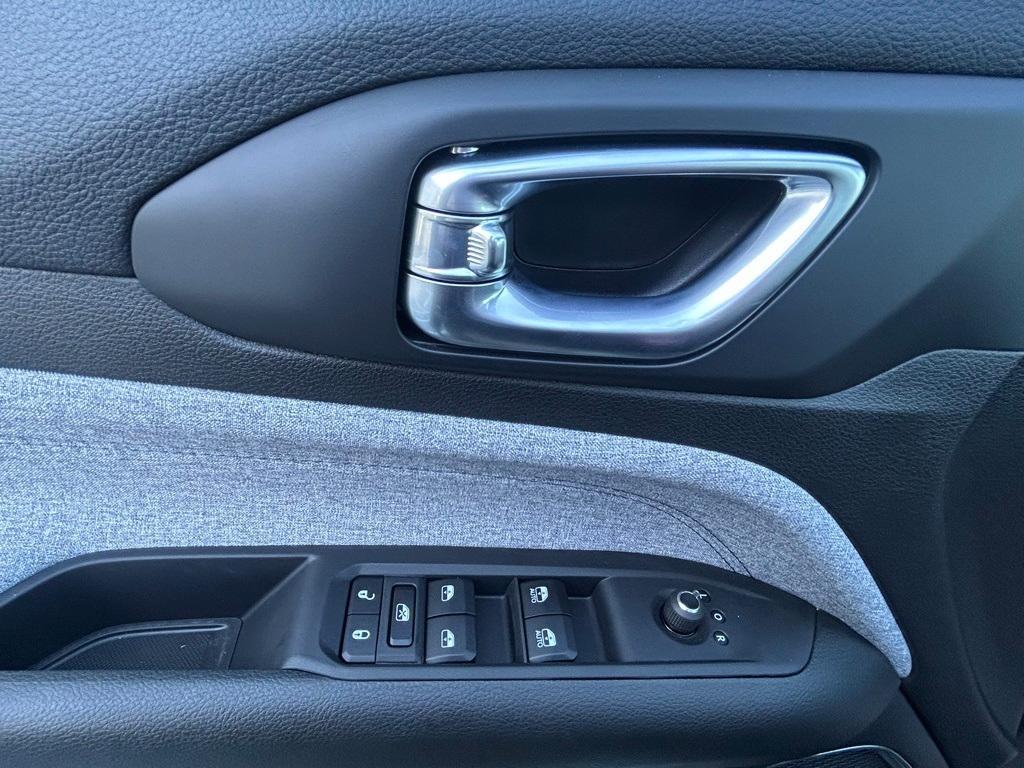 new 2025 Jeep Compass car, priced at $31,762