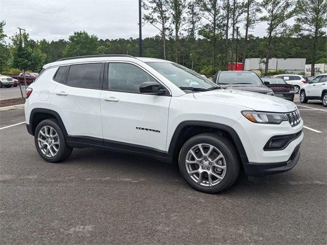 new 2024 Jeep Compass car, priced at $27,993