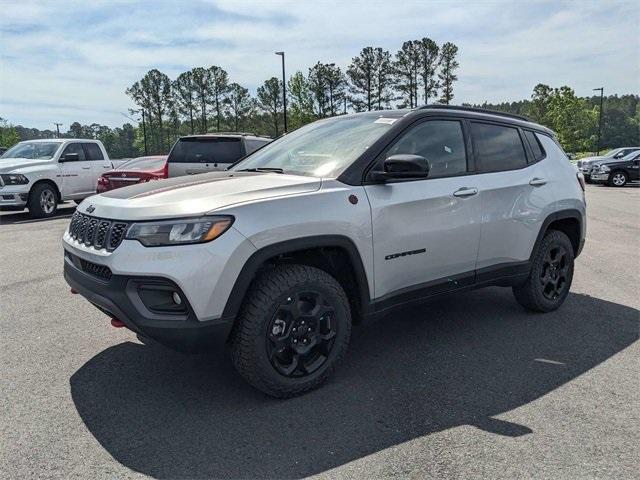 new 2024 Jeep Compass car, priced at $31,382