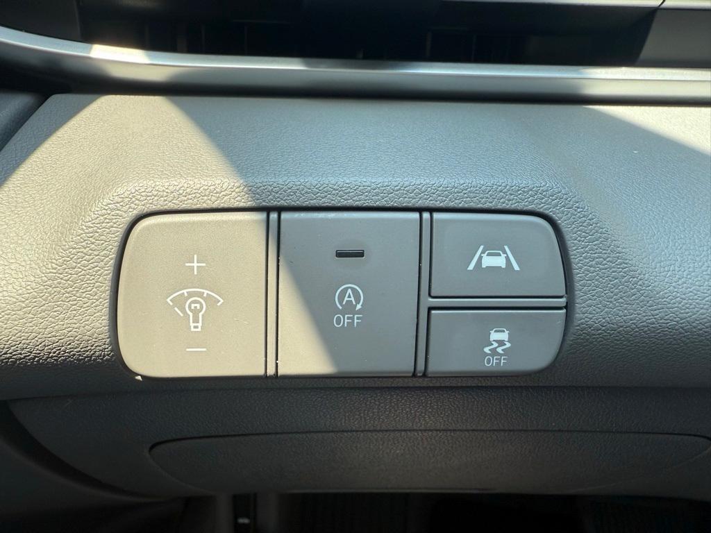 used 2022 Hyundai Elantra car, priced at $18,775