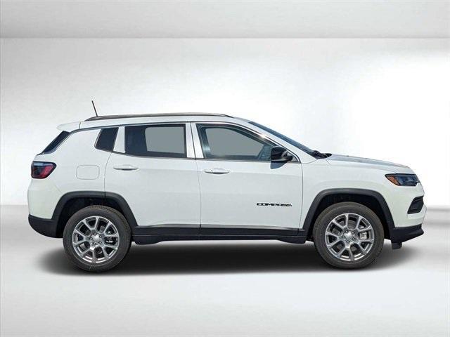 new 2024 Jeep Compass car, priced at $26,185