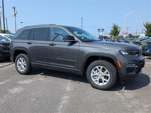 used 2023 Jeep Grand Cherokee car, priced at $36,777