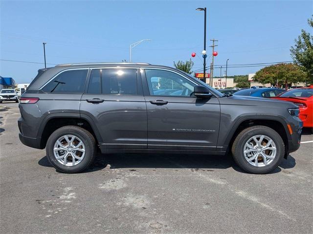 used 2023 Jeep Grand Cherokee car, priced at $37,000