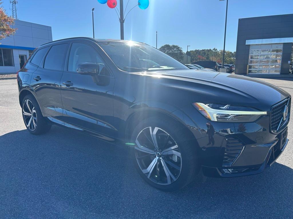 used 2023 Volvo XC60 car, priced at $38,480