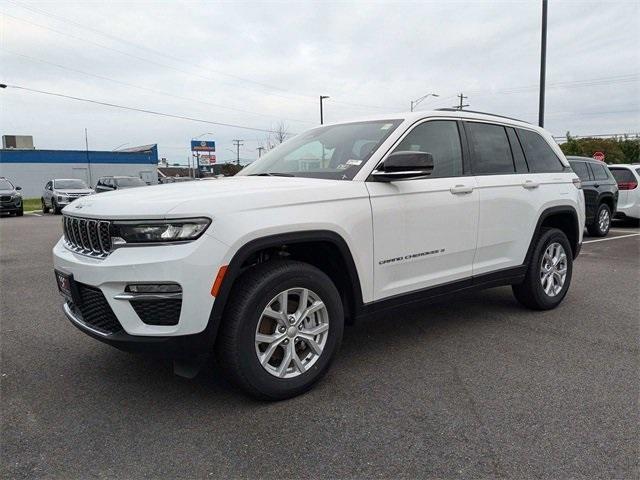 used 2023 Jeep Grand Cherokee car, priced at $35,877