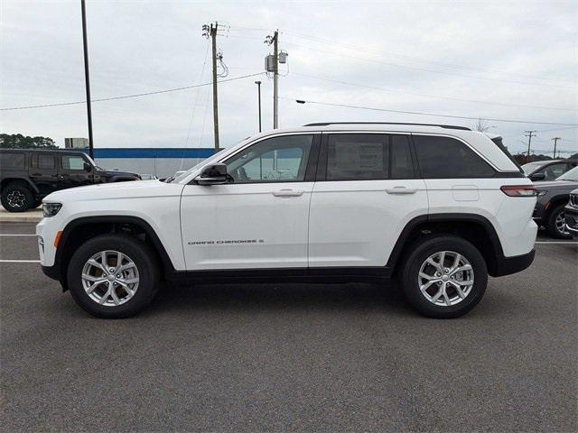used 2023 Jeep Grand Cherokee car, priced at $35,877