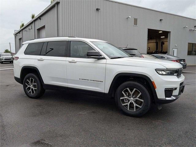 new 2023 Jeep Grand Cherokee L car, priced at $44,000