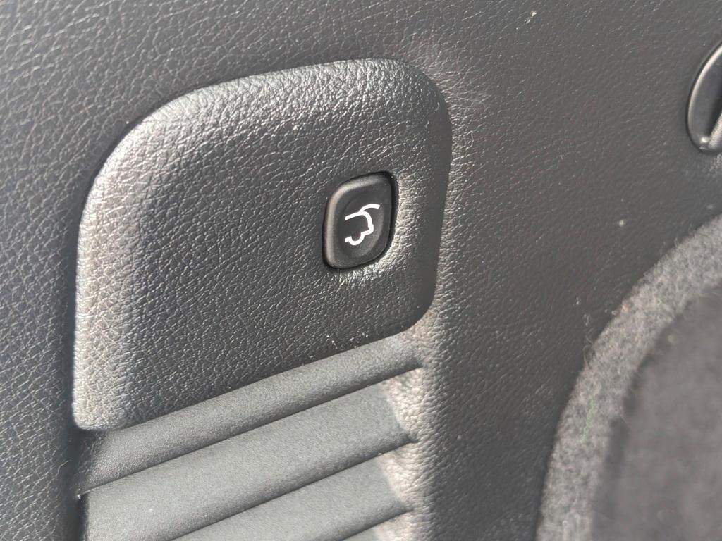 used 2021 Jeep Grand Cherokee car, priced at $25,880
