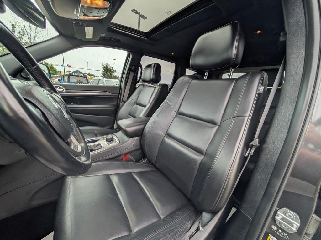 used 2021 Jeep Grand Cherokee car, priced at $25,880
