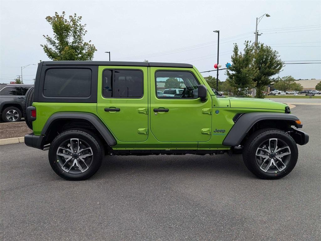 new 2025 Jeep Wrangler 4xe car