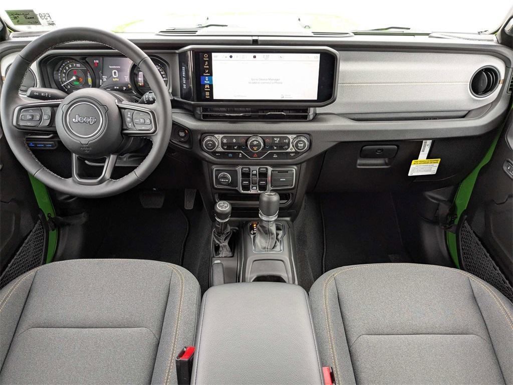new 2025 Jeep Wrangler 4xe car
