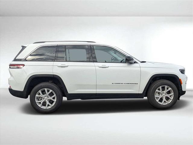 used 2023 Jeep Grand Cherokee car, priced at $37,000