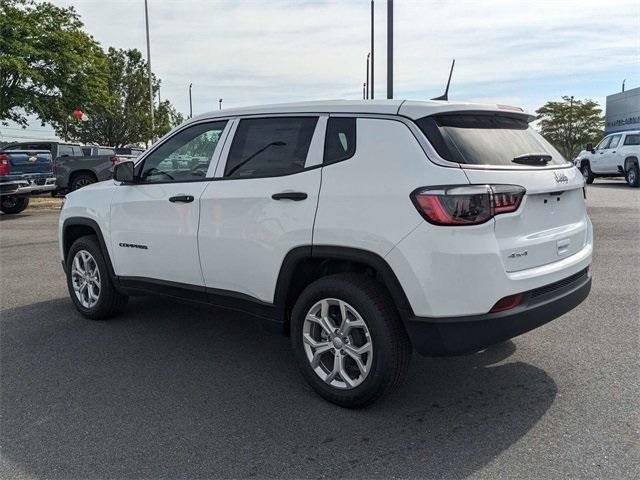 new 2024 Jeep Compass car, priced at $22,996