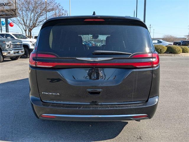 used 2022 Chrysler Pacifica car, priced at $22,000