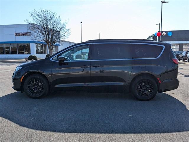 used 2022 Chrysler Pacifica car, priced at $22,000