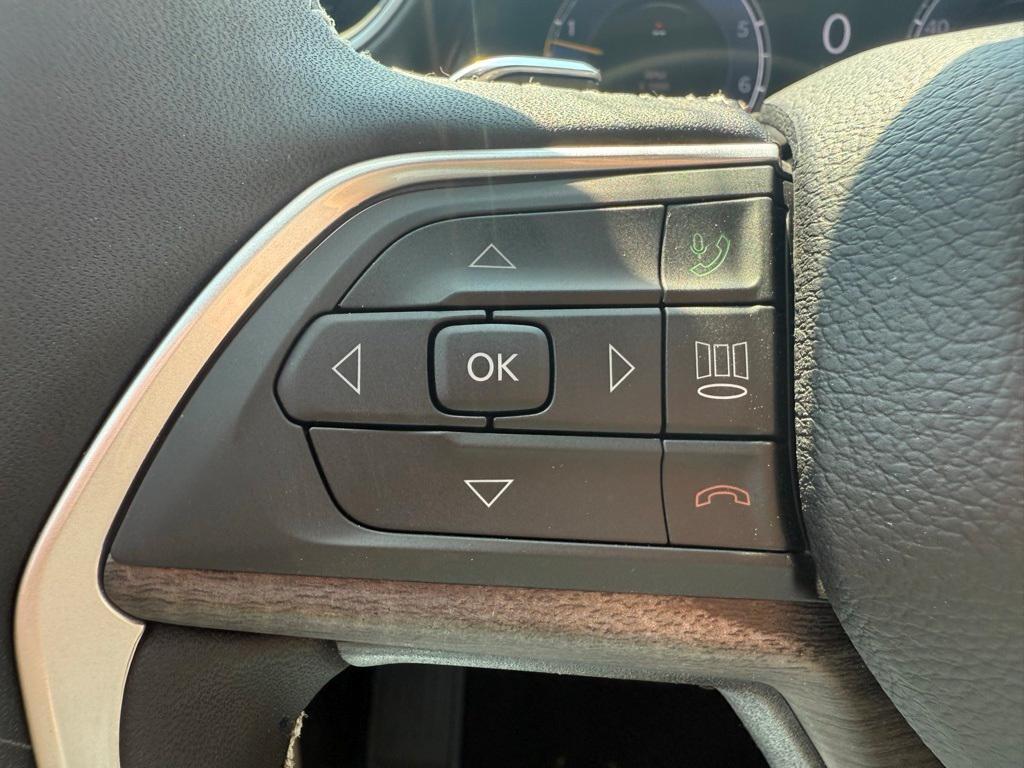 new 2025 Jeep Grand Cherokee L car, priced at $45,725