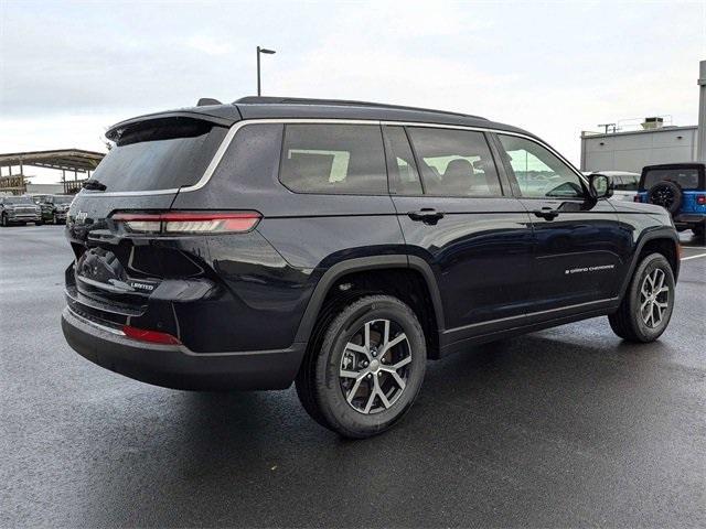 new 2024 Jeep Grand Cherokee L car, priced at $39,705