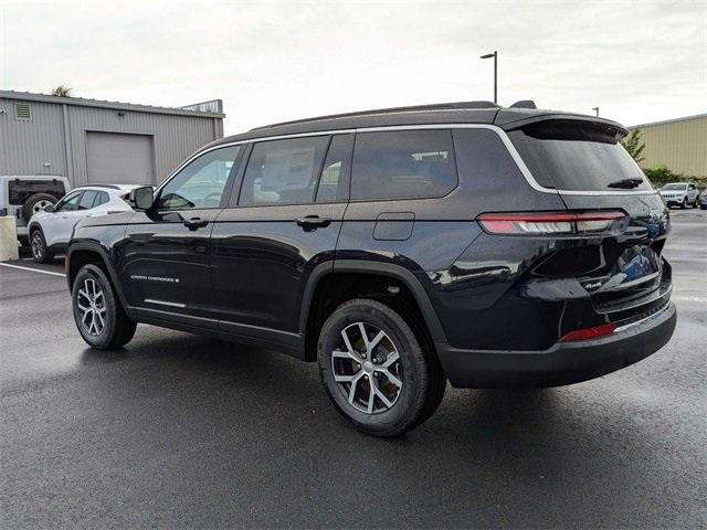 new 2024 Jeep Grand Cherokee L car, priced at $39,705