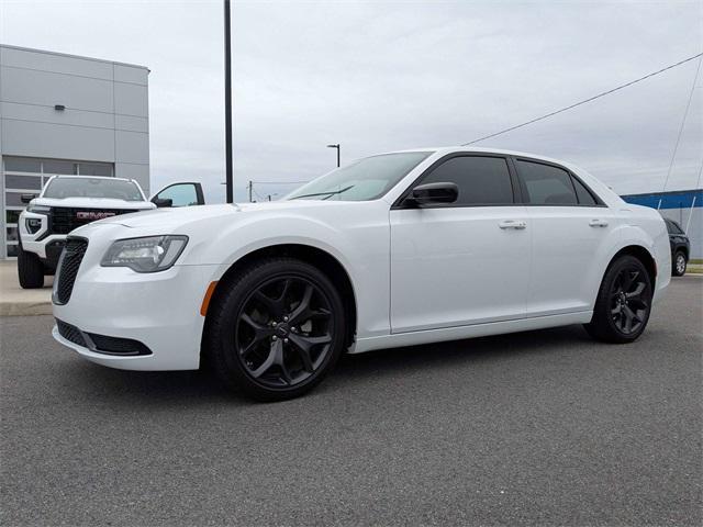 used 2023 Chrysler 300 car