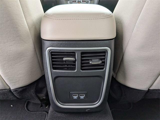 used 2023 Chrysler 300 car